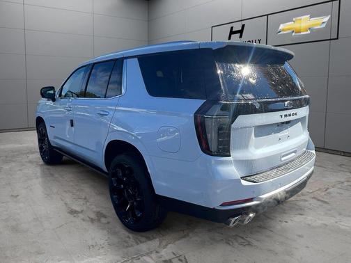 Polar White Tricoat 2026 Chevrolet Tahoe 4WD High Country