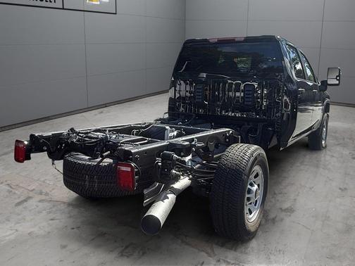 Black 2026 Chevrolet Silverado 3500 Crew Cab, Long Bed, WT Dual Rear Wheel, RWD