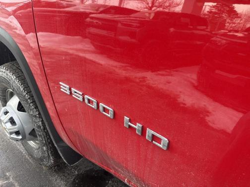 2026 Chevrolet Silverado 3500 WT