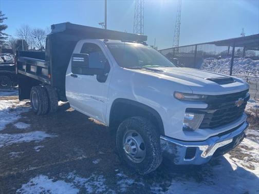 2025 Chevrolet Silverado 3500 WT