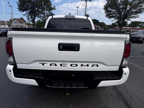 Super White 2021 Toyota Tacoma TRD Sport
