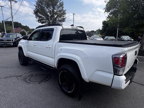 Super White 2021 Toyota Tacoma TRD Sport