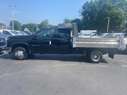 2025 Chevrolet Silverado 3500 WT
