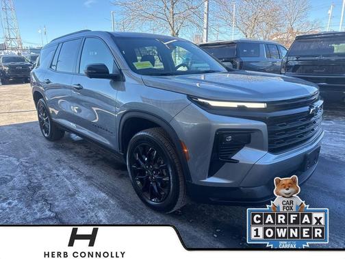 Sterling Gray Metallic 2026 Chevrolet Traverse LT