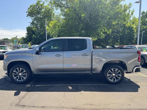 Sterling Gray Metallic 2023 Chevrolet Silverado 1500 LT