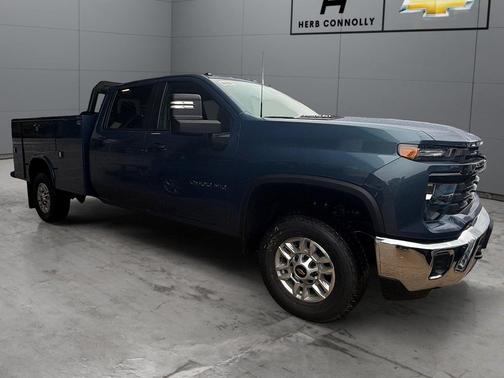 Lakeshore Blue Metallic 2026 Chevrolet Silverado 2500 Crew Cab, Long Bed, WT, 4WD