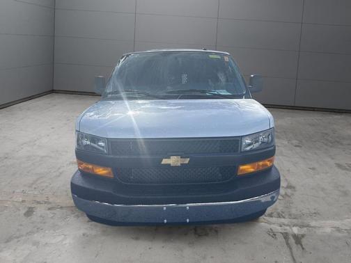 Summit White 2025 Chevrolet Express 2500 LT