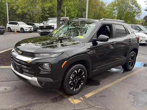 Mosaic Black Metallic 2023 Chevrolet Trailblazer LT
