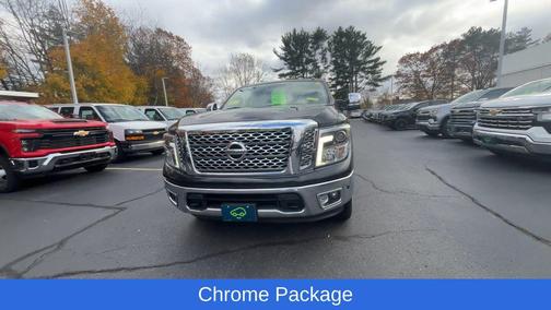 2017 Nissan Titan SL