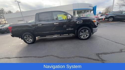 2017 Nissan Titan SL