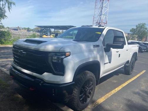 2025 Chevrolet Silverado 3500 LT