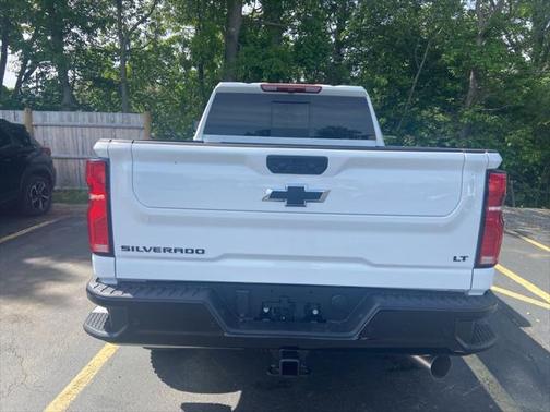 2025 Chevrolet Silverado 3500 LT