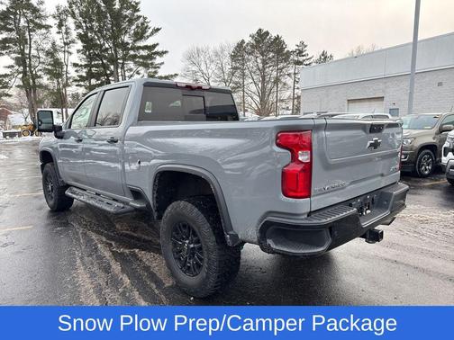 2024 Chevrolet Silverado 2500 4WD Crew Cab Standard Bed ZR2
