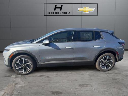 Sterling Gray Metallic 2026 Chevrolet Equinox EV LT