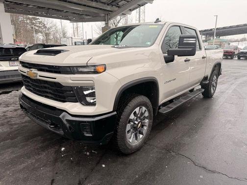 2026 Chevrolet Silverado 2500 Custom