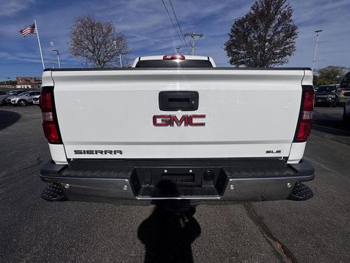 Summit White 2019 GMC Sierra 2500 SLE