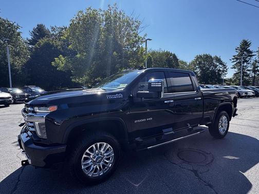 Mosaic Black Metallic 2022 Chevrolet Silverado 2500 High Country