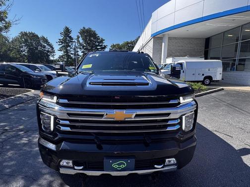 Mosaic Black Metallic 2022 Chevrolet Silverado 2500 High Country