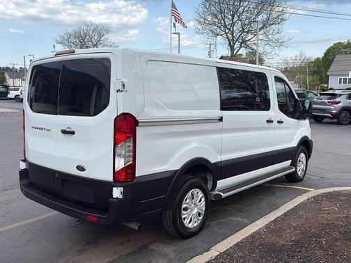 Oxford White 2024 Ford Transit-250 Base