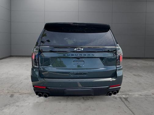 Cypress Gray 2026 Chevrolet Suburban Z71, 4WD