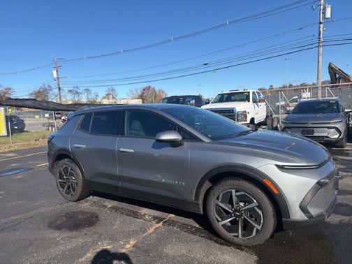2026 Chevrolet Equinox EV LT