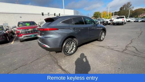 2024 Toyota Venza XLE