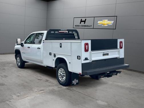 Summit White 2026 Chevrolet Silverado 2500 WT