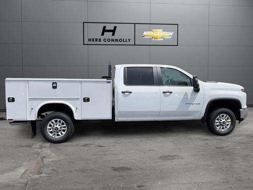Summit White 2026 Chevrolet Silverado 2500 WT