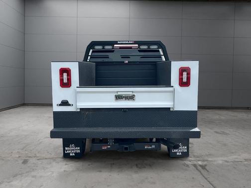 Summit White 2026 Chevrolet Silverado 2500 WT