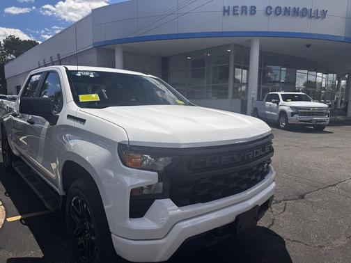 Summit White 2024 Chevrolet Silverado 1500 Custom