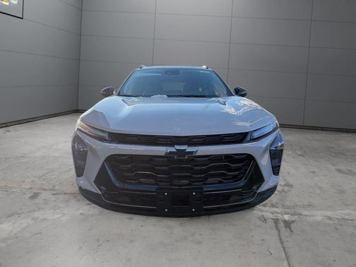 White Sands 2026 Chevrolet Trax FWD ACTIV