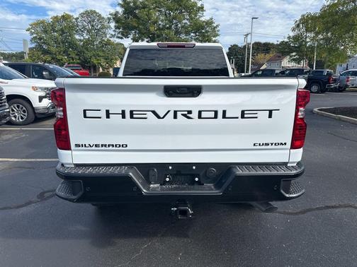 2026 Chevrolet Silverado 2500 Custom