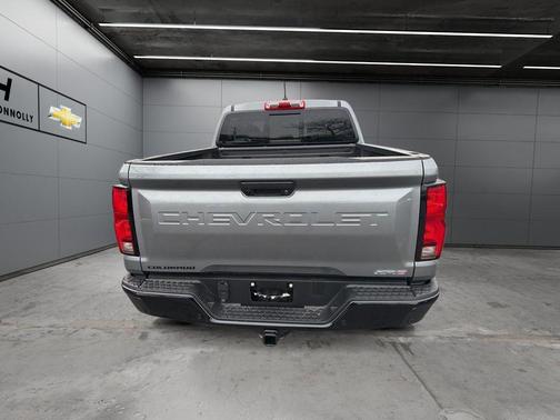 Sterling Gray Metallic 2026 Chevrolet Colorado ZR2