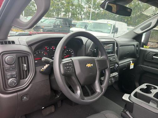 2025 Chevrolet Silverado 2500 Custom