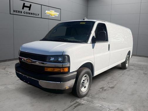 Summit White 2025 Chevrolet Express 3500 RWD 3500 Extended Wheelbase WT
