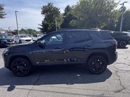 Mosaic Black Metallic 2026 Chevrolet Equinox 1LT