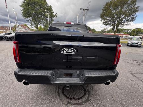 Agate Black Metallic 2024 Ford F-150 Lariat