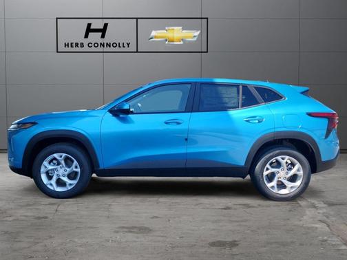 Marina Blue Metallic 2026 Chevrolet Trax LS