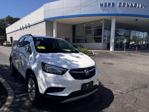 Summit White 2019 Buick Encore Preferred