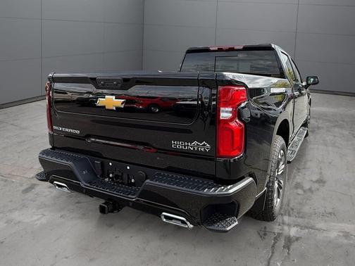 Black 2026 Chevrolet Silverado 1500 High Country