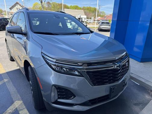 Sterling Gray Metallic 2023 Chevrolet Equinox AWD RS