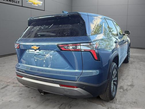 Lakeshore Blue Metallic 2027 Chevrolet Equinox 1LT