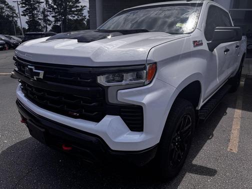 Summit White 2024 Chevrolet Silverado 1500 LT Trail Boss