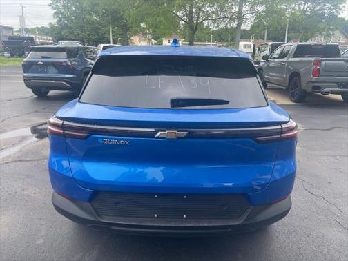 2025 Chevrolet Equinox EV LT