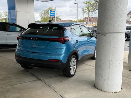 Marina Blue Metallic 2027 Chevrolet Bolt LT FWD
