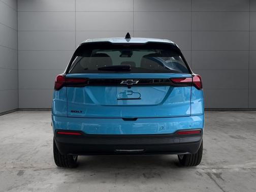 Marina Blue Metallic 2027 Chevrolet Bolt LT FWD