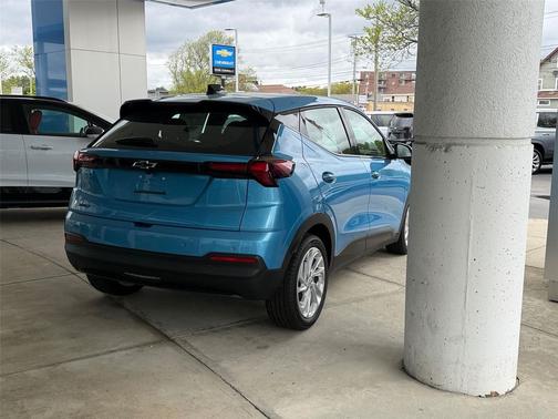 Marina Blue Metallic 2027 Chevrolet Bolt LT FWD