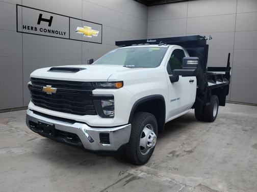 Summit White 2026 Chevrolet Silverado 3500 WT