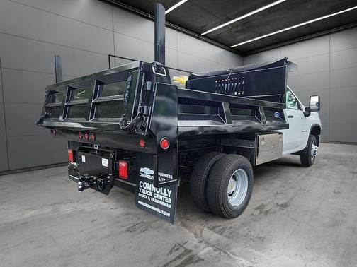 Summit White 2026 Chevrolet Silverado 3500 WT