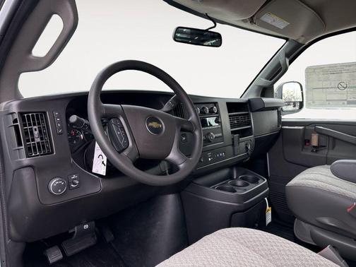 2025 Chevrolet Express 2500 Work Van